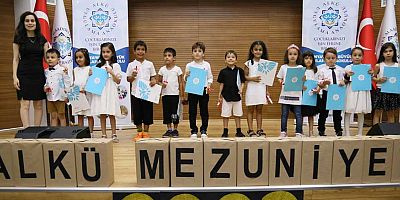 ALKÜ Uygulama Anaokulu'nda mezuniyet heyecanı