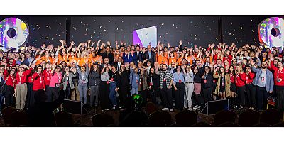 Anadolu Grubu çalışanları