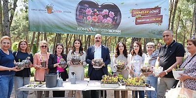 Anneler için özel hediyeler Konyaaltı'nda hazırlandı