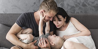 Annelik Kimliği Partnerliği Gölgede mi Bırakıyor?