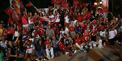 ANSİAD & ATİK 5. Cumhuriyet Ulusal Tenis Turnuvası'nda ödüller sahiplerini buldu