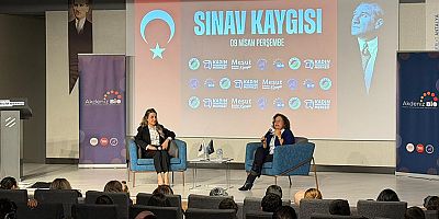 Antalya Bilim Merkezi’nde ‘Sınav Kaygısı’ konuşuldu