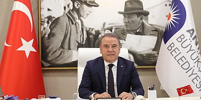 Antalya Büyükşehir Belediye Başkanı Muhittin Böcek'ten İstiklal Marşı'nın kabulü mesajı