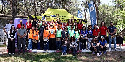 Antalya Büyükşehir Belediyesi’nden kız çocuklarına spor desteği 