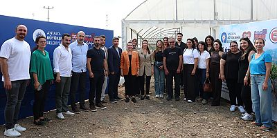 Antalya Büyükşehir Belediyesi’nden Serikli üreticilere dijital sensör desteği 