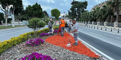 Antalya Büyükşehir’den Kemer’e çevre dostu dokunuş