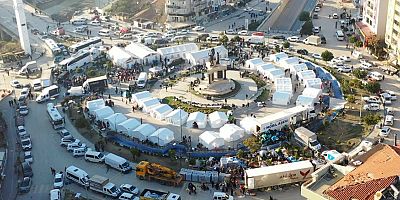 Antalya Büyükşehir Hatay’da yaraları sarmak için canla başla çalışıyor