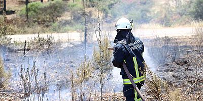 Antalya Büyükşehir İtfaiyesi’nden orman yangınlarına müdahale 