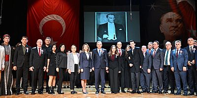 Antalya'da 24 Kasım Öğretmenler Günü kutlandı