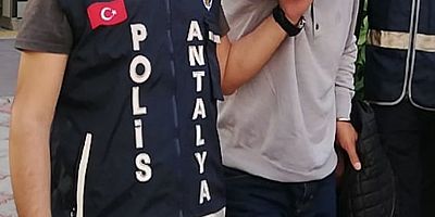 Antalya'da FETÖ/PDY operasyonu: 5 gözaltı