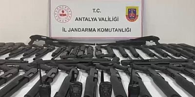 Antalya’da silah kaçakçılarına operasyon
