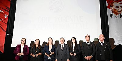 Antalya'da yılın girişimcileri ödüllerini aldı