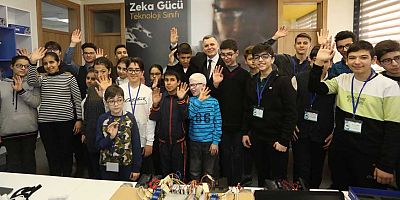 Antalya’da Zeka Gücü öğrencilerinden sağlık çalışanlarına 3D destek