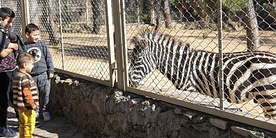Antalya Doğal Yaşam Parkı çocuk sesleriyle renklendi