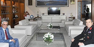 Antalya İl Jandarma Komutanı Tuğgeneral Özfidan Kemer Belediyesi'nde