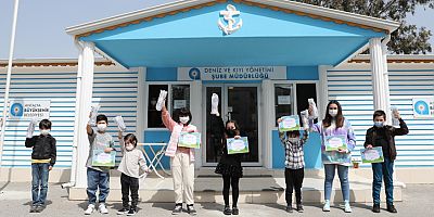 Antalya’nın Çocuk Su Elçilerine matara hediye edildi