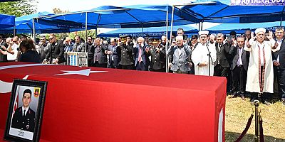 Antalya şehidini son yolculuğuna uğurladı