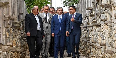 Antalya Valisi Hulusi Şahin İbradı’yı ziyaret etti