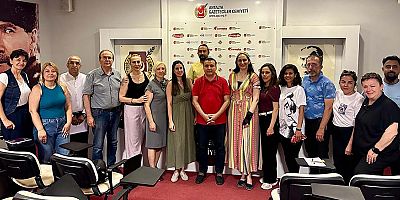 Antalyalı gazeteciler mesleki İngilizce öğrenecek