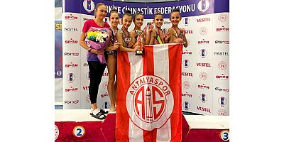 Antalyaspor Cimnastik Takımından İstanbul'da Duble