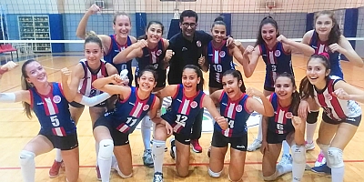 Antalyaspor Genç Kız Voleybol Takımından 3 Maçta 3 Galibiyet