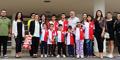 Antalyaspor Özel Çocukları Ziyaret Etti 