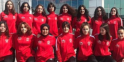 Antalyaspor Sutopu Takımı 15 İsimle Antalya Karmasında