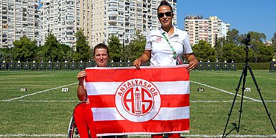 Antalyaspor’un Tecrübeli Okçusundan Türkiye Derecesi