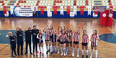 Antalyaspor Voleybol Takımı sezona galibiyet ile başladı