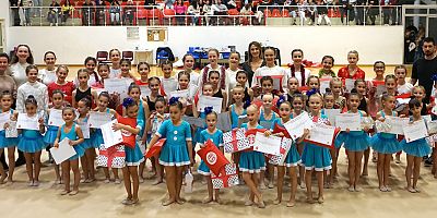 Antalyasporlu Cimnastikçilerden 2023’e Veda