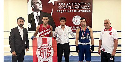 Antalyasporlu Muhammet Ali Antalya Şampiyonu