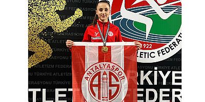 Antalyasporlu Selma Altın Hedefine Ulaştı