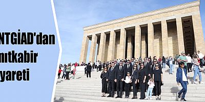ANTGİAD'dan Anıtkabir Ziyareti