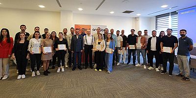 ANTGİAD’dan Üyelerine Özel Kişisel Gelişim Eğitimi: “İş Hayatında Etkili İletişim, Beden Dili ve Öfke Kontrolü”