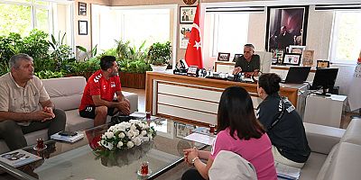 Antrenörlerden Başkan Topaloğlu’na ziyaret
