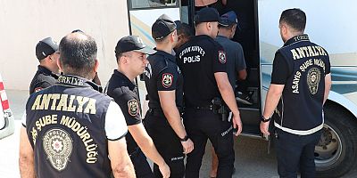 Aranan Şahıslara Yönelik Yapılan Eş Zamanlı Operasyonda 92 Kişi yakalandı