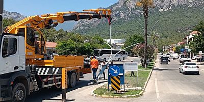 Arslanbucak’ta yol ve ışıklandırma çalışması sürüyor