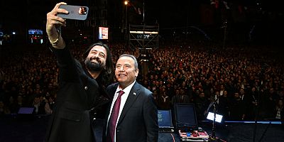 Ata’nın Antalya’ya gelişi Koray Avcı konseriyle kutlandı