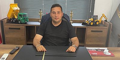 Atahan Denizer CHP Serik İlçe Yönetim Kurulu üyeliğinden istifa etti