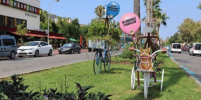 Atatürk caddesi üzerinde sanatsal dokunuşlar