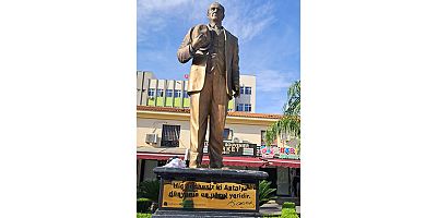 Atatürk heykeli restore edildi