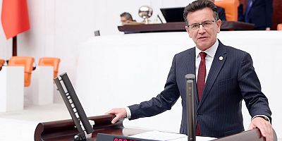 Atay Uslu: Öğretmenler Günü kutlu olsun