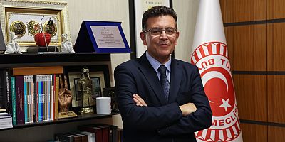 Atay Uslu: Sağlık çalışanlarımızın tıp bayramını kutlarız