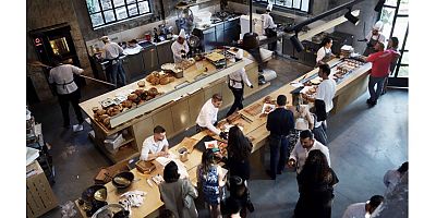 Avrupa’nın en büyük kahve mağazası açıldı