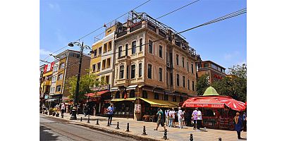 Ayasofya Camii’nin 150 yıllık komşusu satılık