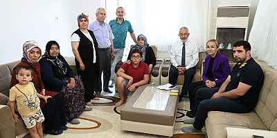 Ayşalı teyze ve ailesi 110 gram altını hastane ek hizmet binası için bağışladı 