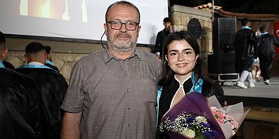 Babasından İlham Aldı, 59 Erkek Öğrenci Arasından Tek Kız Öğrenci Olarak Mezun Oldu 