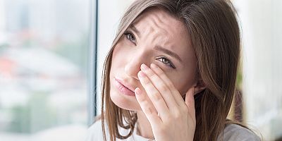 Bahar Alerjilerine Karşı Lazer Göz Cerrahisine İlgi Yükseliyor