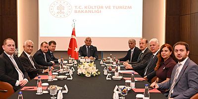 Bakan Ersoy'dan Türkiye-Rusya hava köprüsünü güçlendirme hamlesi