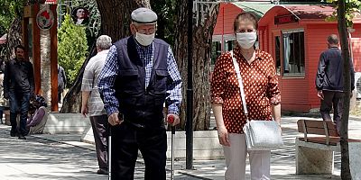 Bakan Göktaş: “Haziran ayına ilişkin toplam 4,8 milyar TL tutarındaki yaşlı aylığı ve engelli aylıklarını hesaplara yatırdık”